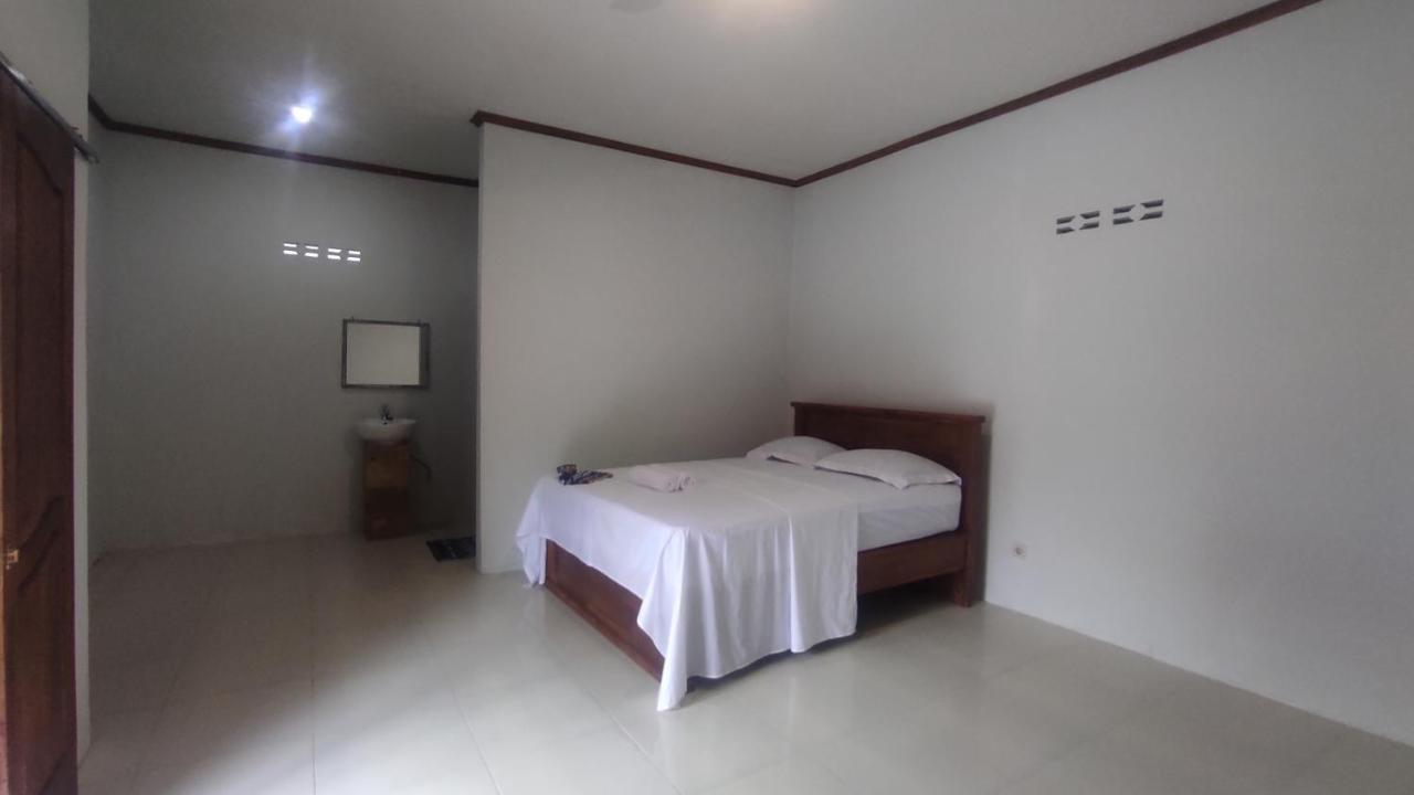 Kristal Garden Hotel Sekotong Exterior photo